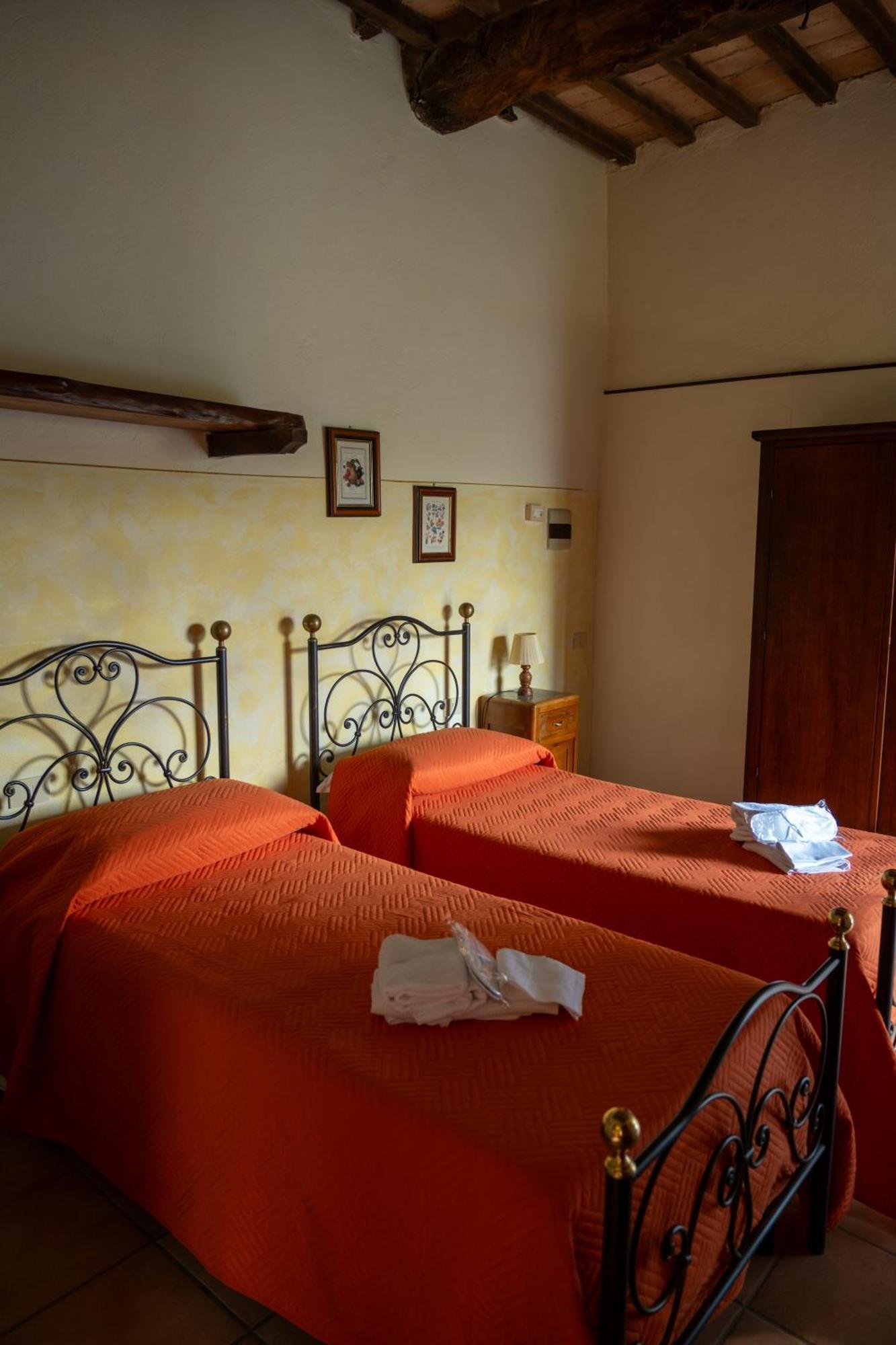 La Canonica San Giovanni dʼAsso エクステリア 写真